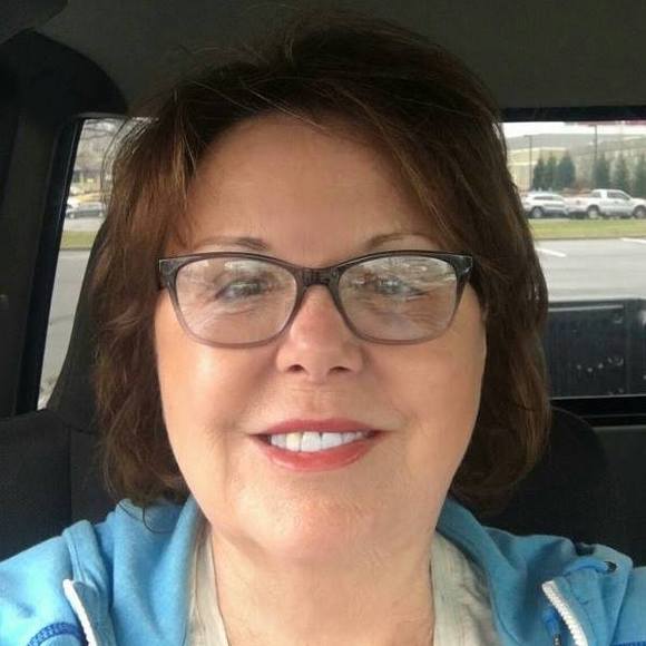 Meet your Posher, Darlene - Picture 1 of 1